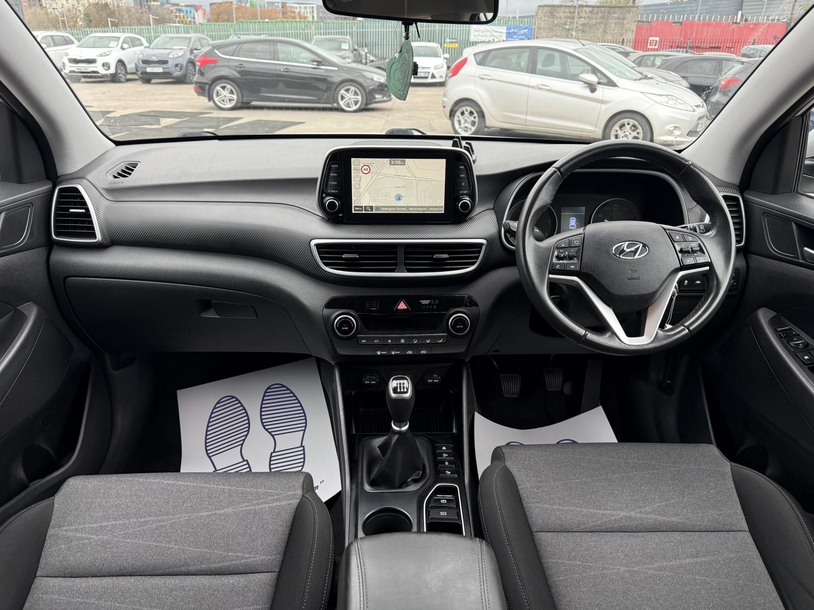 Hyundai TUCSON 1.6 CRDi MHEV SE Nav SUV 5dr Diesel Hybrid Manual Euro 6 (s/s) (115 ps)