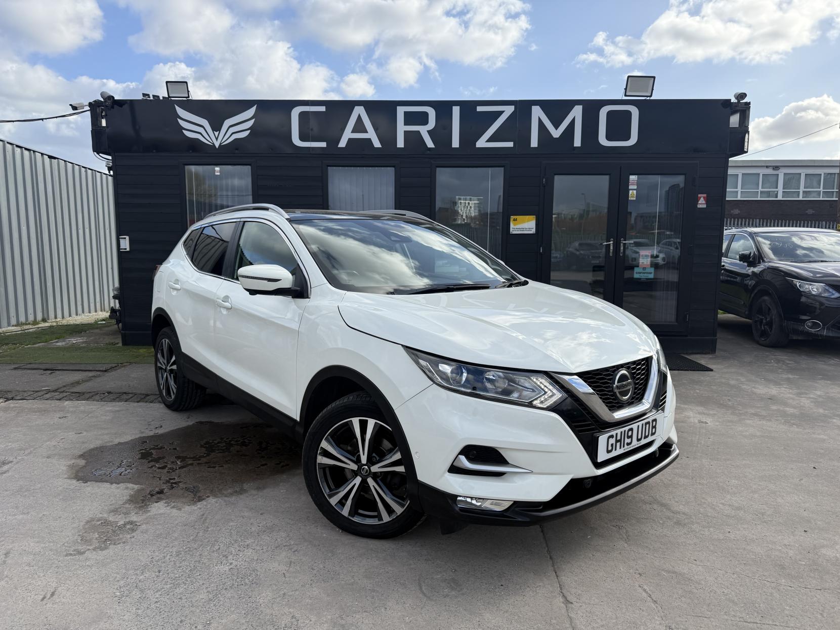 Nissan Qashqai 1.3 DIG-T N-Connecta SUV 5dr Petrol Manual Euro 6 (s/s) (140 ps)